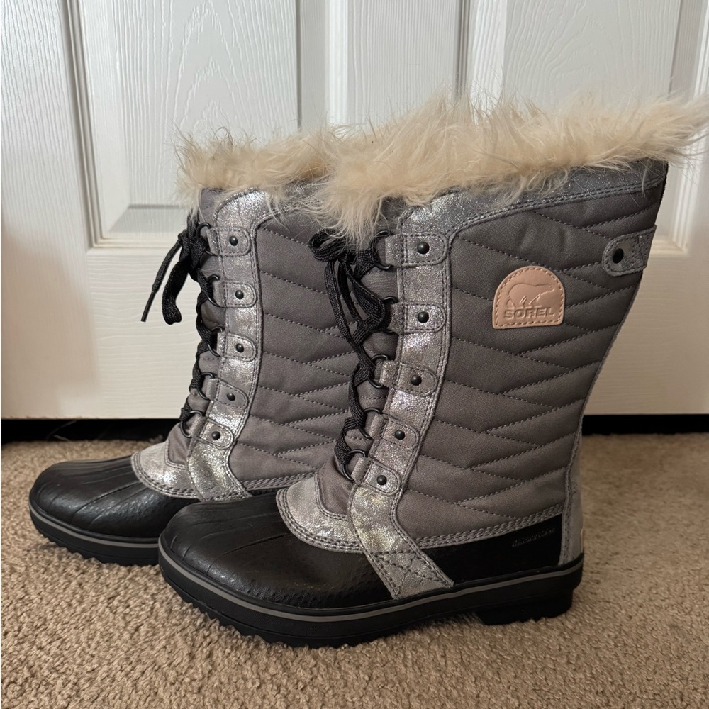 SOREL Tofino II  Faux Fur Lined Waterproof Women’s Black and Silver Boots